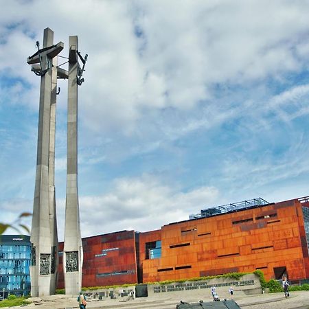 Friendly Place Doki Gdansk Bagian luar foto