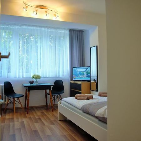 Friendly Place Doki Gdansk Bagian luar foto